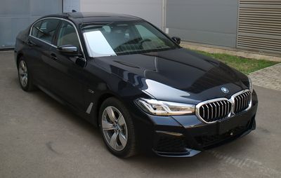 BMWBMW7201KMHEVPlug in hybrid sedan