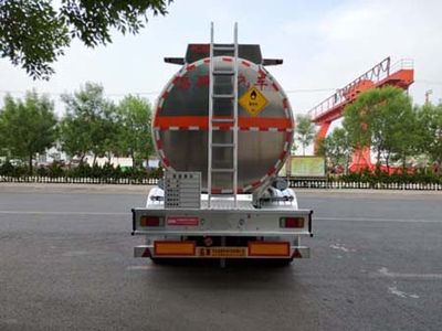 Changhua  HCH9402GYW Aluminum alloy oxidizing goods tank transport semi-trailer