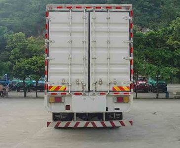 Liute Shenli  LZT5241XXYPK2E3L11T4A95 Flat head box transport vehicle