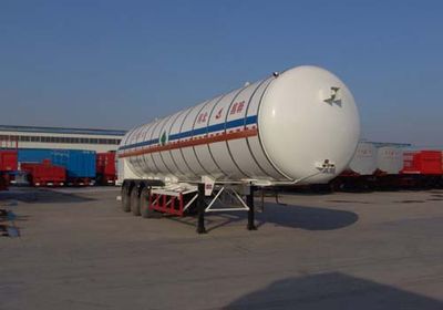 Changhua HCH9400GDYLow temperature liquid transport semi-trailer