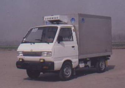 White Bird  HXC5010XLC Refrigerated truck