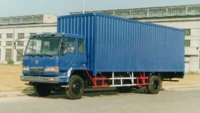 Chenglong  LZ5111XXYMD4L Box transport vehicle