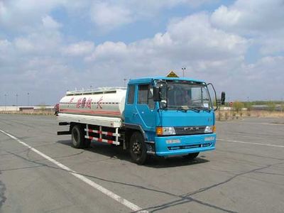 Jiefang Automobile CA5166GJYP1K2L2 Flat head refueling truck