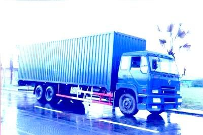 Dongfeng  EQ5258XXYGE Box transport vehicle