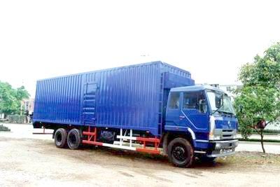 Dongfeng  EQ5258XXYGE Box transport vehicle