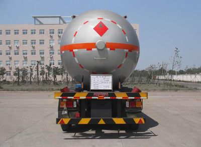 Dali  DLQ9404GHY3 Chemical liquid transportation semi-trailer