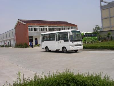 Huaxia  AC6750KJ1 coach