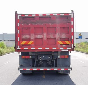 Chenglong  LZ3313H5FC2 Dump truck