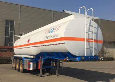 Chuanteng  HBS9402GRY Flammable liquid tank transport semi-trailer