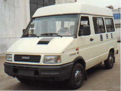 Iveco NJ5036XTX9 Iveco communication vehicle