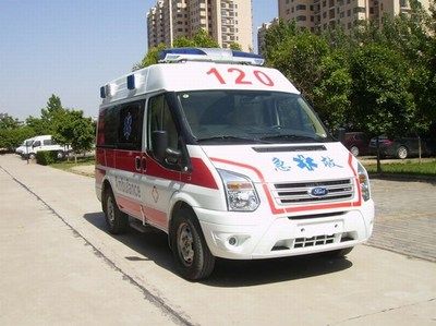 Langang  XLG5038XJHCY4 ambulance