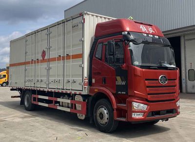 Baijie  QYY5188XRYCA6 Flammable liquid box transport vehicle