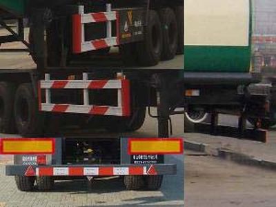 Liangshan Dongyue  CSQ9336GYY Oil transport semi-trailer