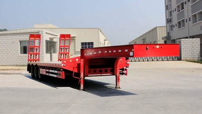 Dezhu  HDZ9400TDP Low flatbed semi-trailer