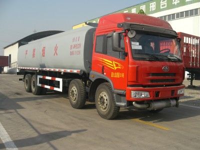 Huaren  XHT5310GHY Chemical liquid transport vehicle