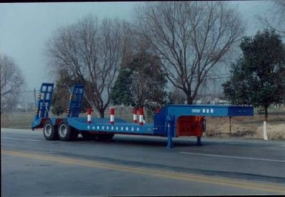 Yinbao SYB9210DPLow flatbed semi-trailer