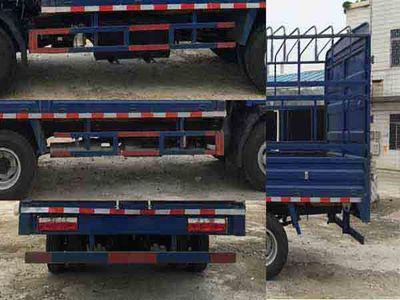 Huatong brand automobiles HCQ5046CCYHF5 Grate type transport vehicle