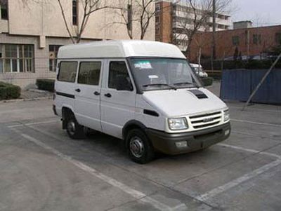 Iveco NJ6484AC coach