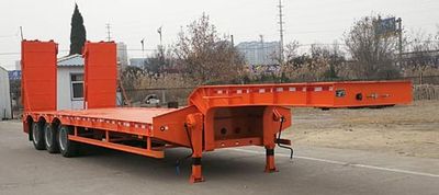 Liangshan Tiantong  LML9401TDP Low flatbed semi-trailer