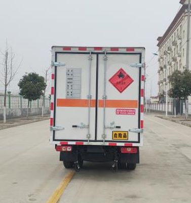 Chuyun  EZW5033XRYS6 Flammable liquid box transport vehicle