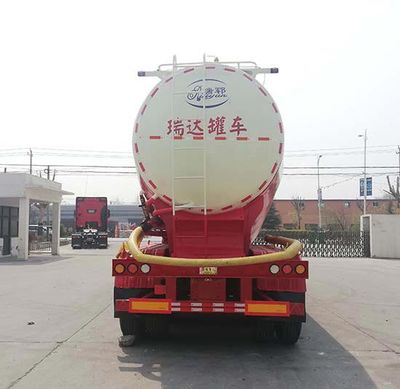 Ruiyun  YRD9400GFL Medium density powder material transportation semi-trailer