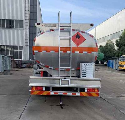 Chufei  CLQ5260GYY6CA Aluminum alloy oil tanker