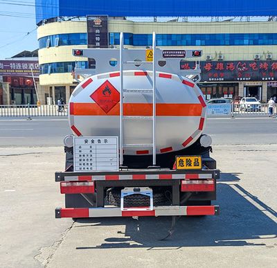 Zhuanli  ZLC5070GJYCQ6 Refueling truck