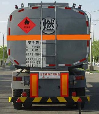 Weiteng  BWG9400GYY Oil transport semi-trailer