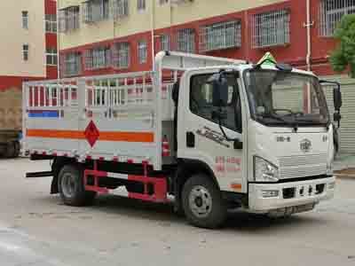 Cheng Liwei  CLW5040TQPC6 Gas cylinder transport vehicle