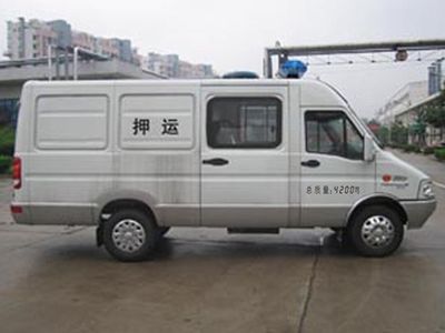 Iveco NJ5046XYYNB4 Iveco escort vehicle