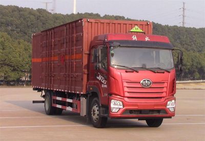 Fengba  STD5180XRYCA6 Flammable liquid box transport vehicle