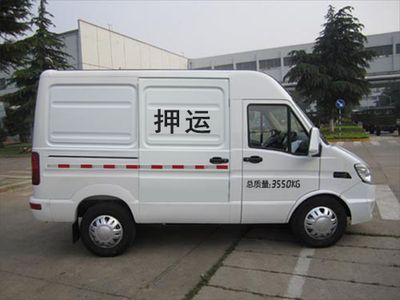 Iveco NJ5044XYUCD Escort vehicle