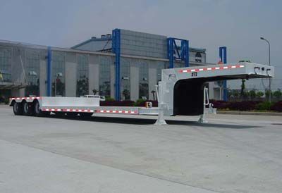 Qindao  QD9360TDP Low flatbed semi-trailer