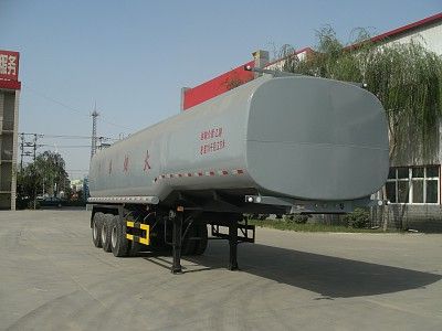 Huaren  XHT9401GHY Chemical liquid transportation semi-trailer