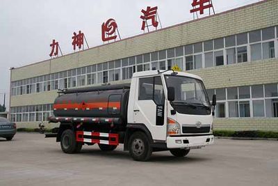 Xingshi  SLS5071GYYC Oil tanker