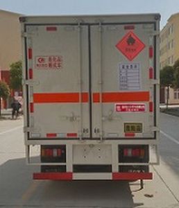 Cheng Liwei  CLW5043XRYJ5 Flammable liquid box transport vehicle