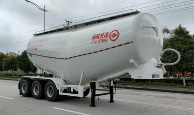 Dongrun  WSH9406GFL Medium density powder material transportation semi-trailer