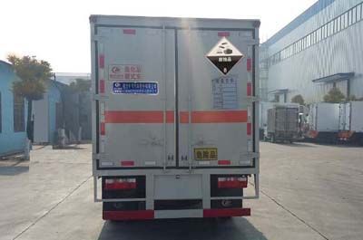 Cheng Liwei  CLW5073XFW5 Corrosive goods box transport vehicle