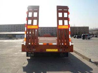 Liangshan Dongyue  CSQ9200TDPA Low flatbed transport semi-trailer