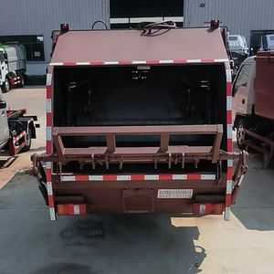 Xinyatong  ZXN5110ZYSZ6 Compressed garbage truck