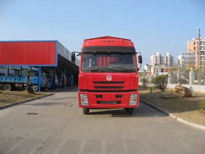 Jianghuan brand automobiles GXQ5310CLXYMB Grate type transport vehicle