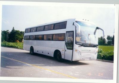 Medium to large YCK6105HGW1Sleeper coach