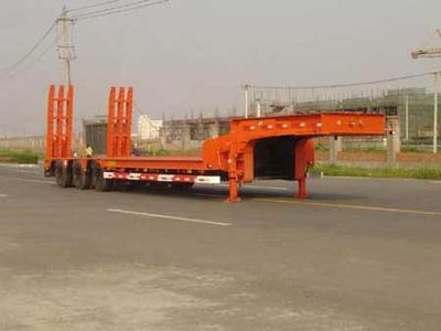 Tonghua THT9403TDALow flatbed semi-trailer