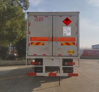 Cheng Liwei  CLW5180XRYC5 Flammable liquid box transport vehicle