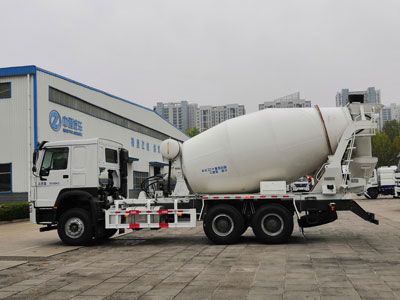 Dongyue  ZTQ5252GJBZ7N40E Concrete mixing transport vehicle