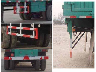 Xiangli  XLZ9390XXY Box transport semi-trailer