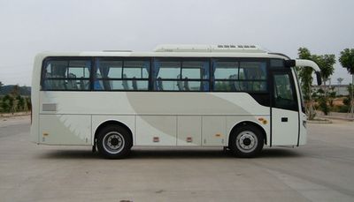 Jinlv  XML6757J28 coach