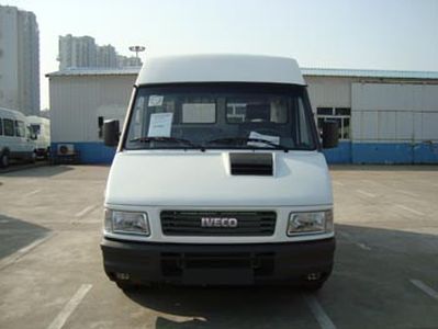 Iveco NJ5045XXYBS Iveco box transport vehicle