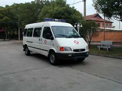 Jiangling Quanshun brand automobiles JX5035XJHLM ambulance