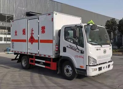 Cheng Liwei  CLW5041XRYC6 Flammable liquid box transport vehicle